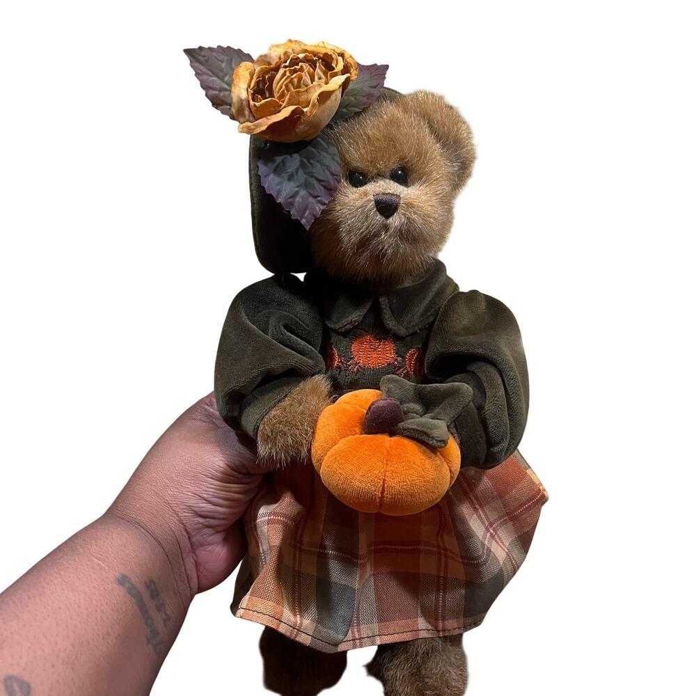 2004 The Bearington Collection Limited Style 1079 Autumn Harvester 15”
